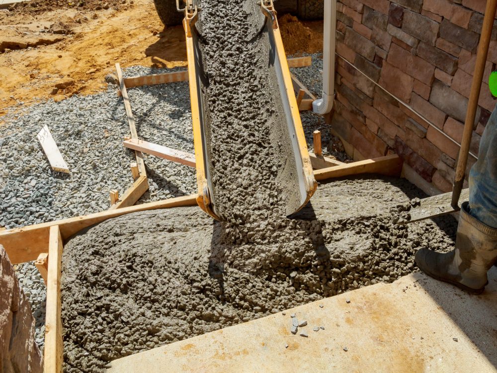 Construction process making of mixer truck freshly